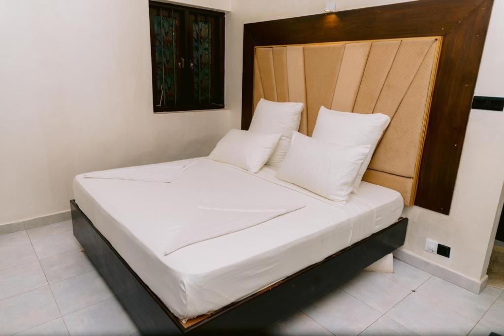 Romantic Garden Hotel Negombo Exterior foto
